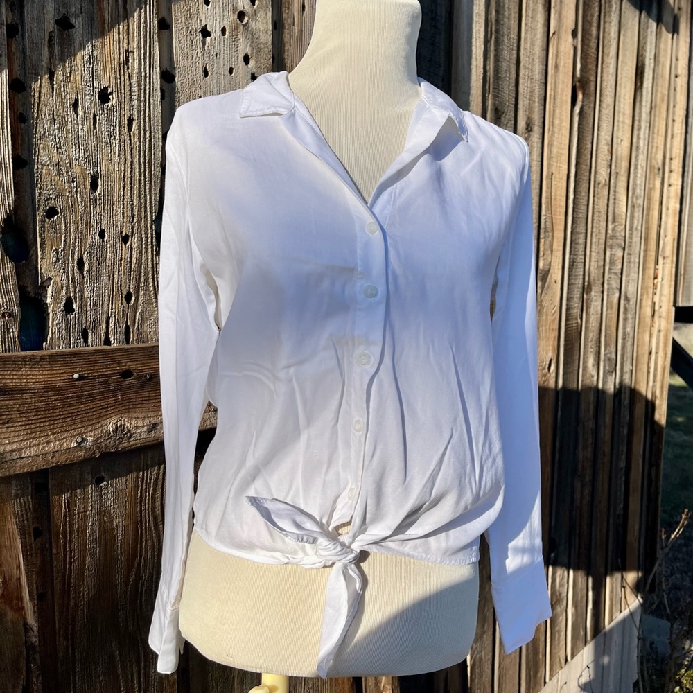 Cloth & Stone White Long Sleeve Blouse Size XS